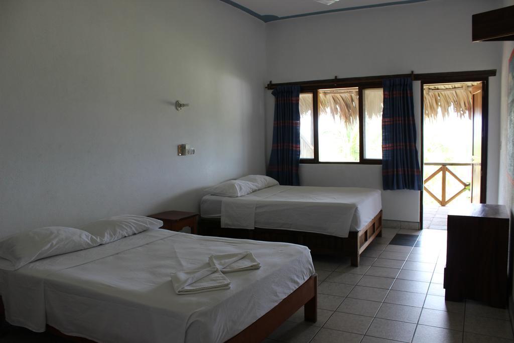 פוארטו אסקונדידו Hotel Buena Vista חדר תמונה