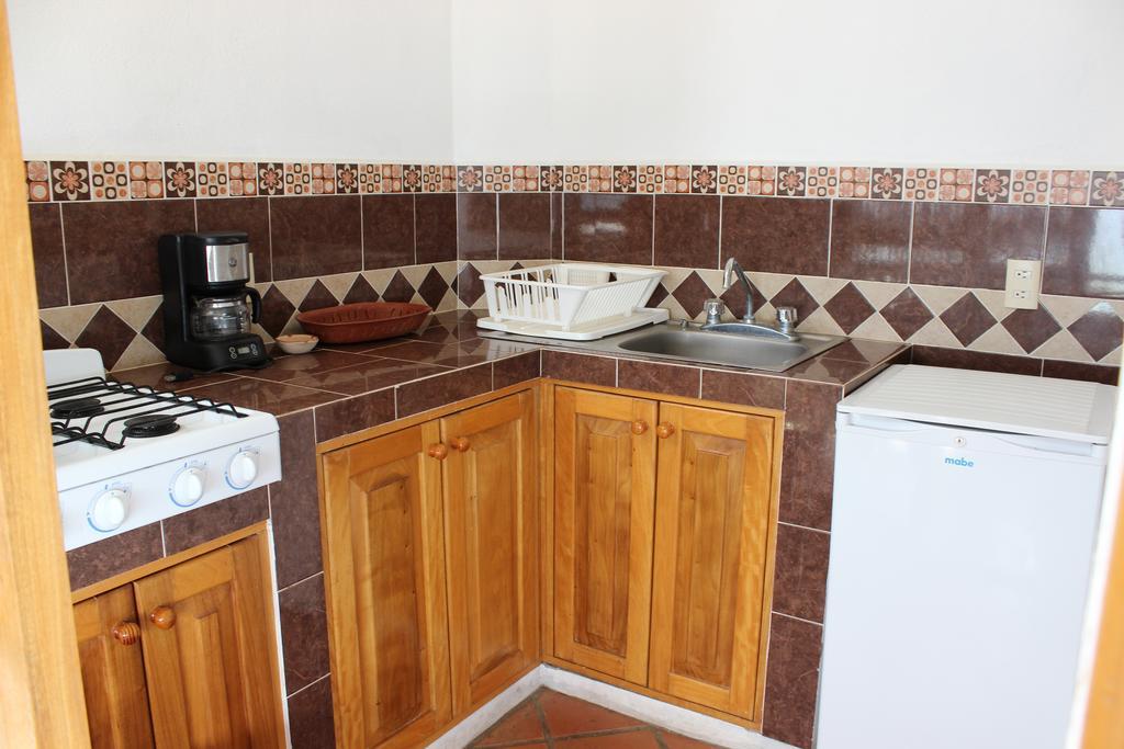 פוארטו אסקונדידו Hotel Buena Vista חדר תמונה