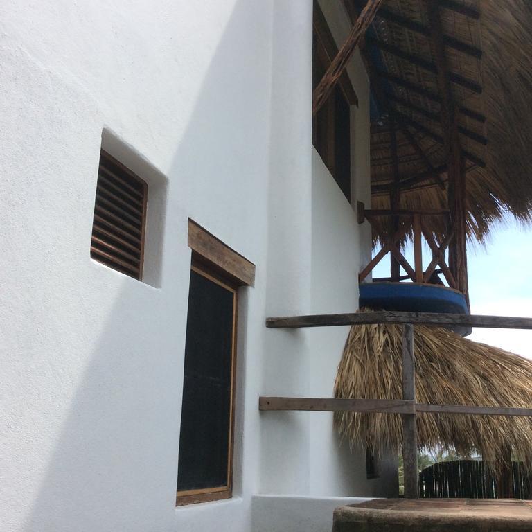 פוארטו אסקונדידו Hotel Buena Vista מראה חיצוני תמונה